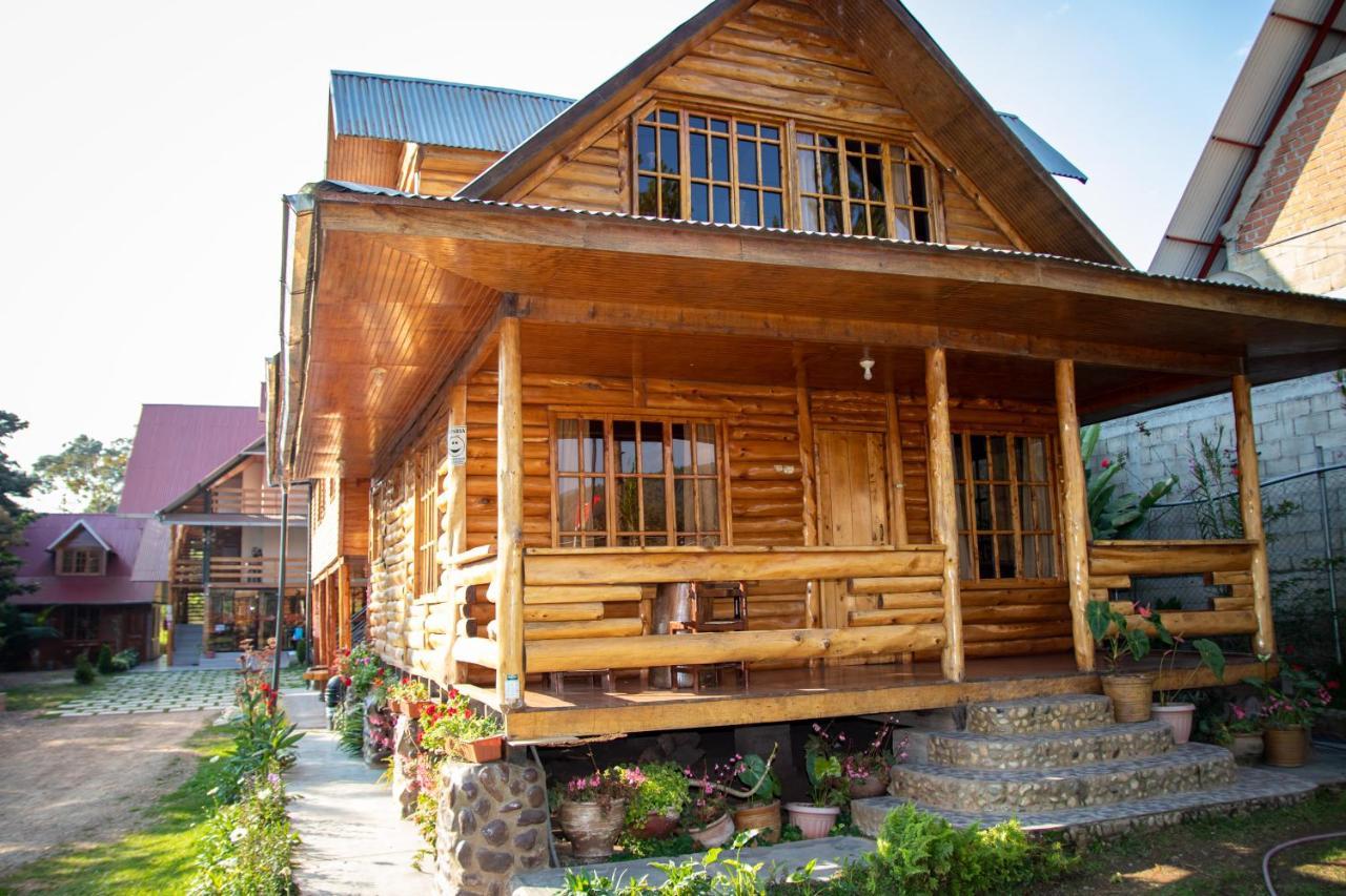 Hotel Charlie House 옥사팜파 외부 사진