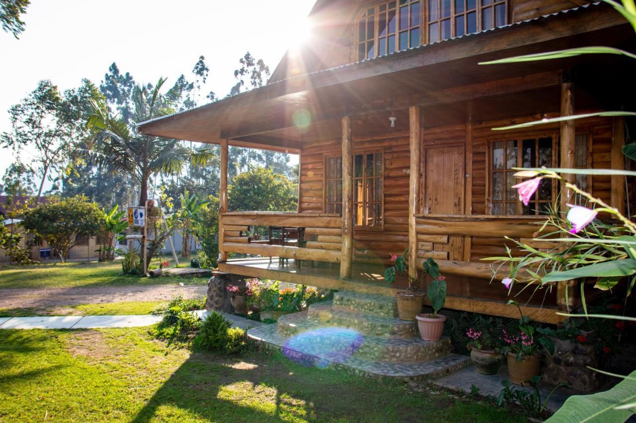 Hotel Charlie House 옥사팜파 외부 사진