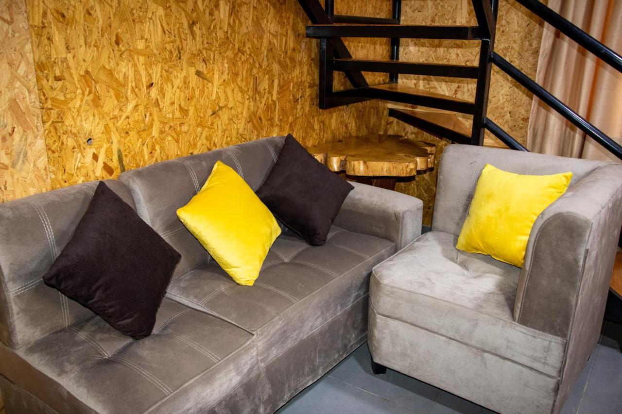 Hotel Charlie House 옥사팜파 외부 사진
